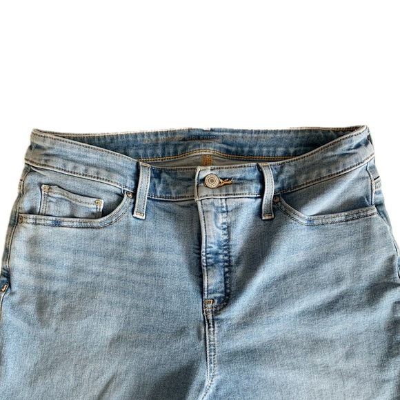 Chico’s Girl Friend So Slimming Technology Crop Size 8 - Picture 2 of 7